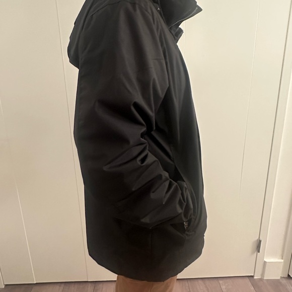 Hugo Boss Weatherproof Black Jacket - M - Picture 7 of 15
